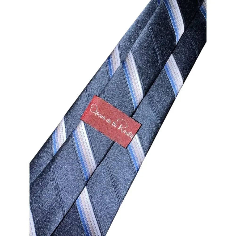 Oscar de la Renta Mens‎ Tie Blue Silver Diagonal Stripe Classic Designer Necktie